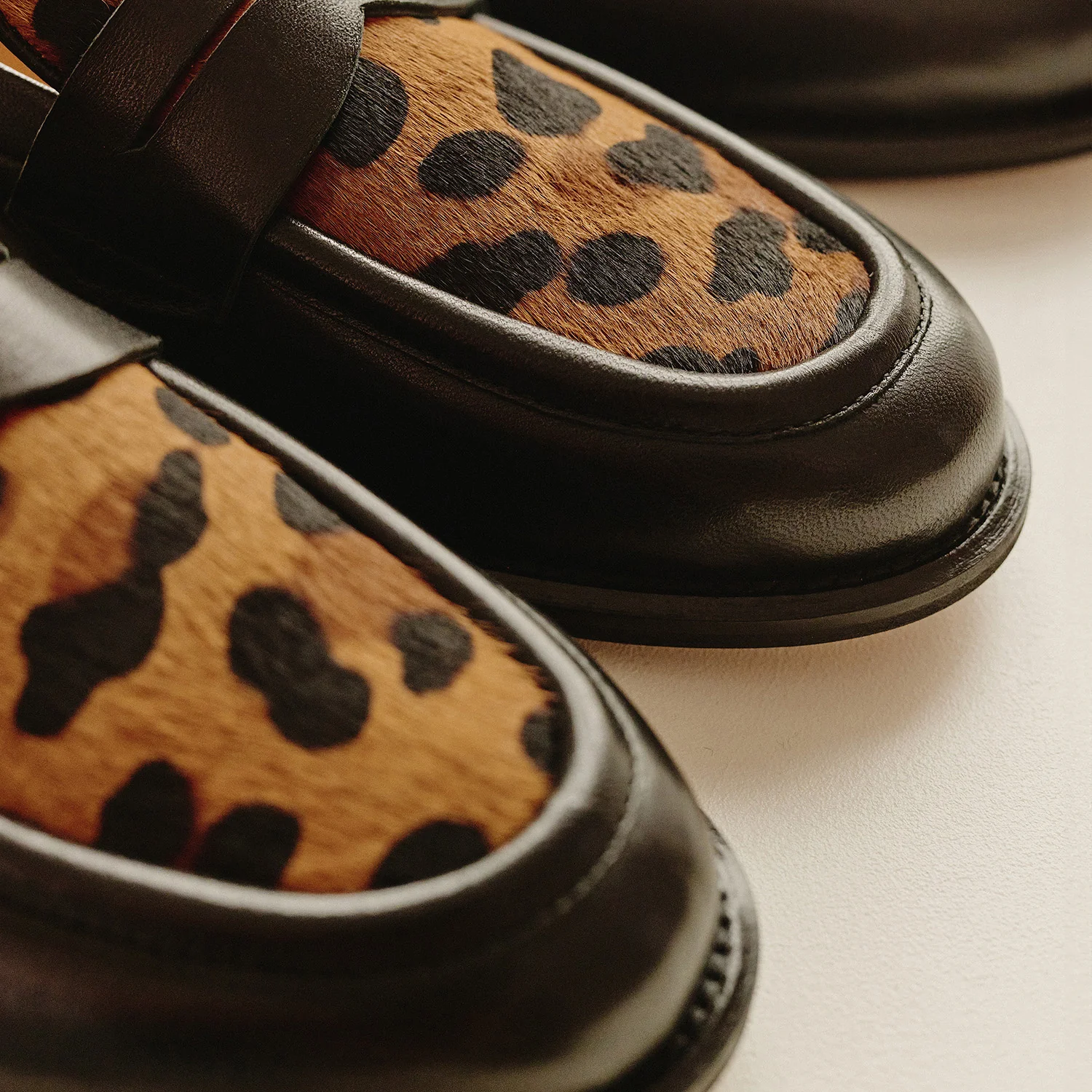 Loafersy Lorenzo Pony - Image 4